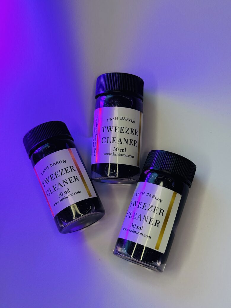 Pincetes attīrītājs.